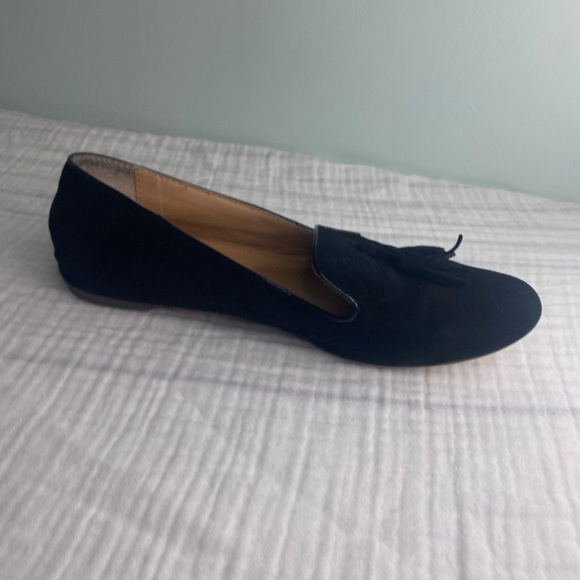Women's J Crew Black Leather Loafers With Tassels Size 8 Flats Slip On - Picture 8 of 15